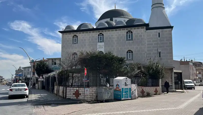 Cami Tuvaletinde Bulunan Ceset, Şehirde Büyük Şok Yarattı