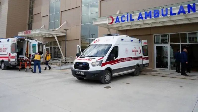 Erzincan’da Feci Kaza: Hayatını Kaybedenler ve Yaralılar