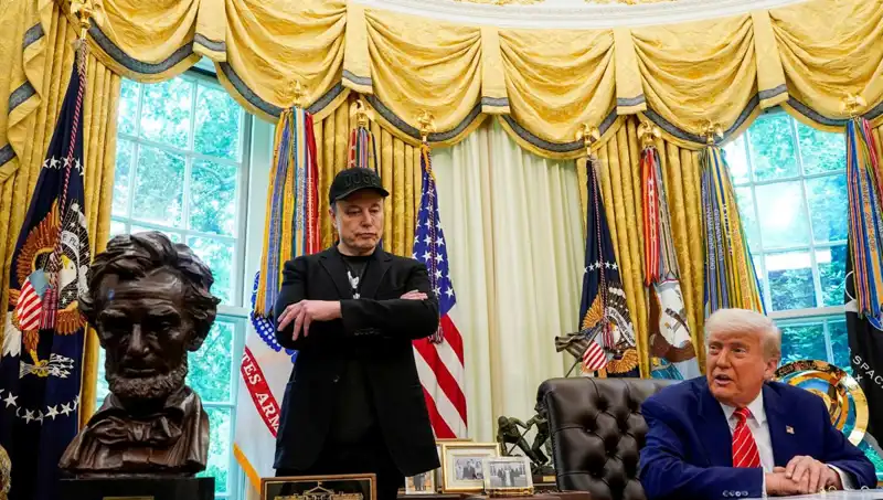 Elon Musk'tan Çarpıcı Açıklama: Trump'ın Tasarısı Beni Hayal Kırıklığına Uğrattı!