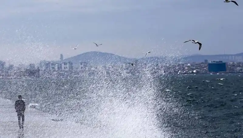 Kuvvetli Rüzgar ve Sağanak Yağışlar İçin Dikkat! Meteorolojiden Uyarılar Geldi