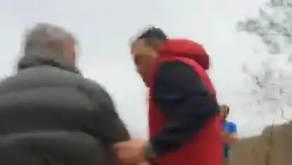 Sisler İçinde Ölümle Yüzyüze Gelen Aileyi Jandarma Kurtardı