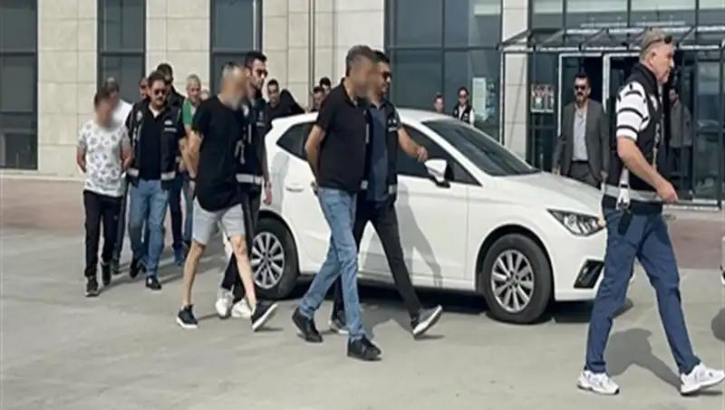 Türkiye'de 36 Bin Kişi Dolandırıldı! Turizm Firması Gibi Görünüyorlardı