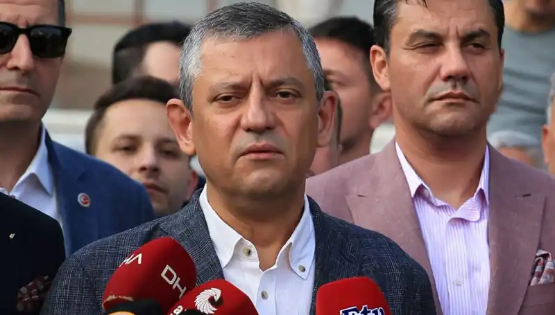 Özgür Özel: Sandığı Ortadan Kaldırma Girişimleri Tehdit Oluşturuyor